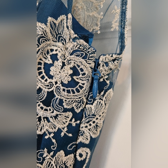 Teal and gold tulle dress - Picture 5 of 10